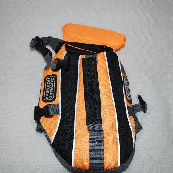 Outward Hound Dog Life Jacket - Picture 4 of 10